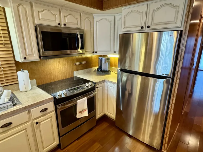 Slide: The Image of Other 16 x 74WB Houseboat 1996 - 5843581