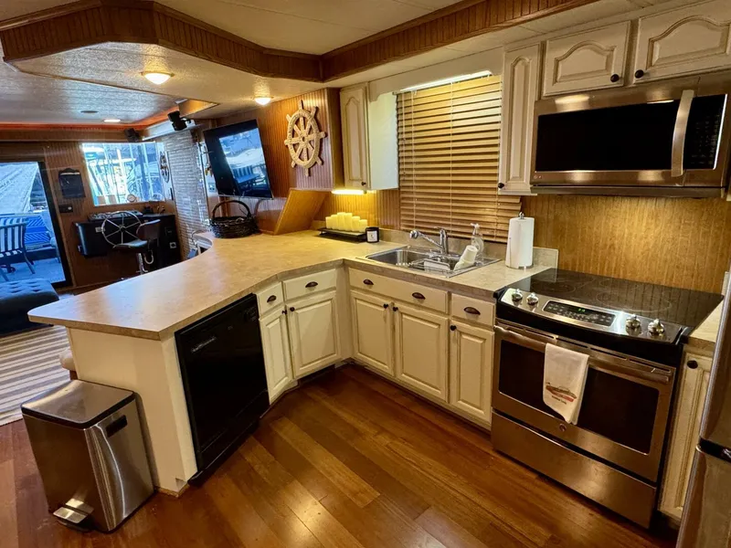 Slide: The Image of Other 16 x 74WB Houseboat 1996 - 5843589