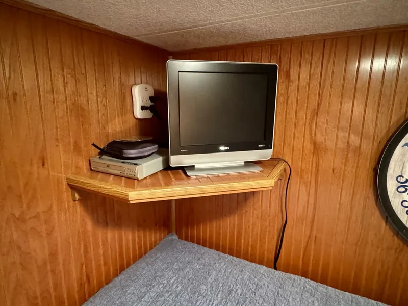 Slide: The Image of Other 16 x 74WB Houseboat 1996 - 5843611