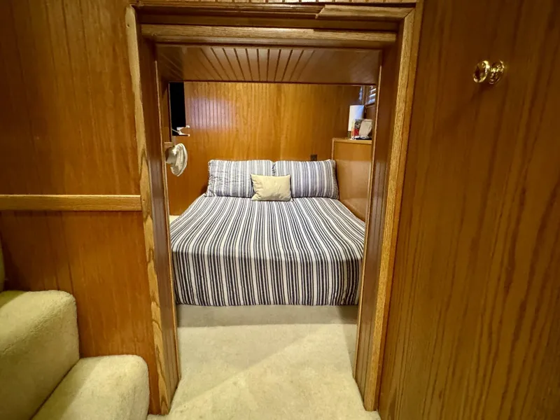 Slide: The Image of Other 16 x 74WB Houseboat 1996 - 5843660