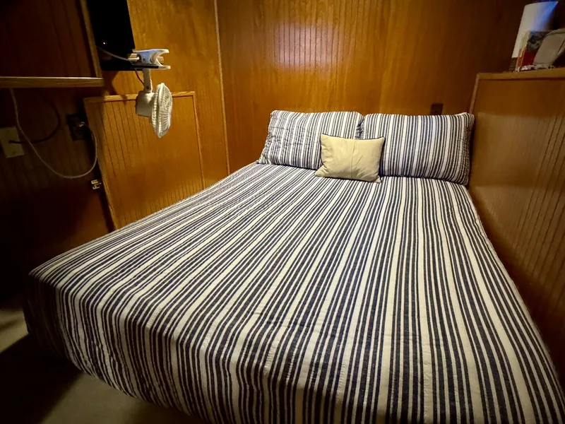 Slide: The Image of Other 16 x 74WB Houseboat 1996 - 5843662