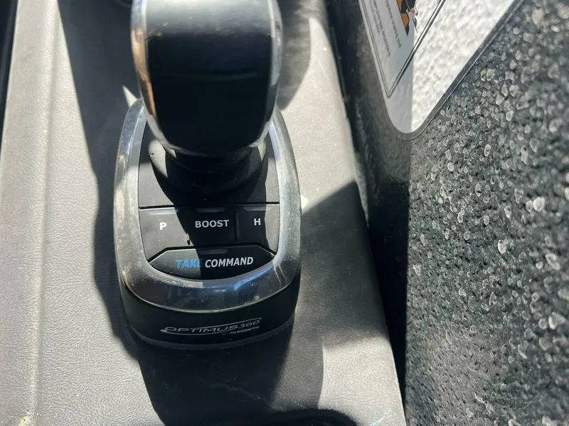 Slide: The Image of Premier 330 Escalante 2023 - 5847304