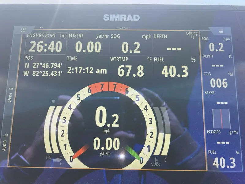 Slide: The Image of Premier 330 Escalante 2023 - 5847321