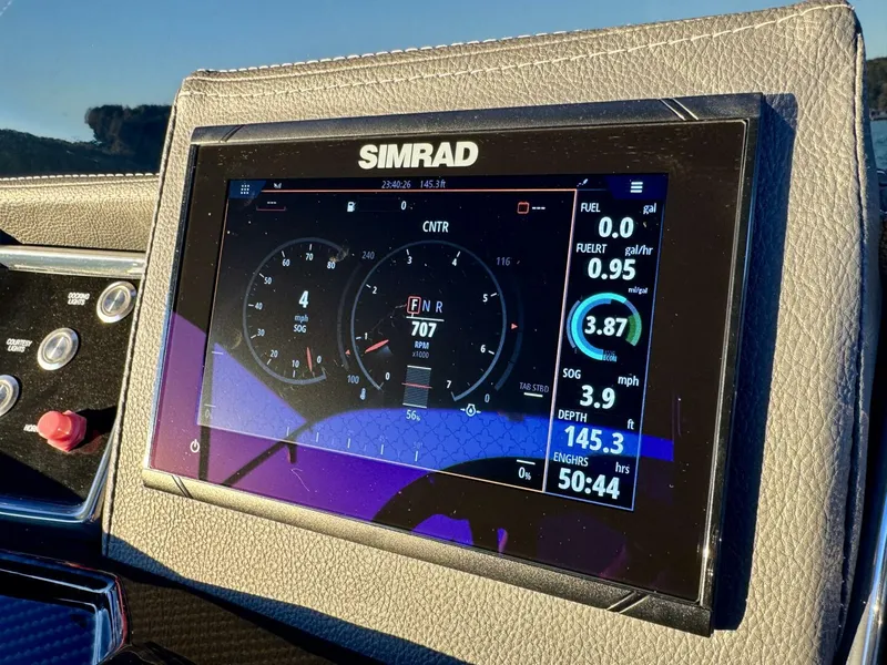 Slide: The Image of Veranda Vertex VTX 22R TritoonFL 2023 - 5844249