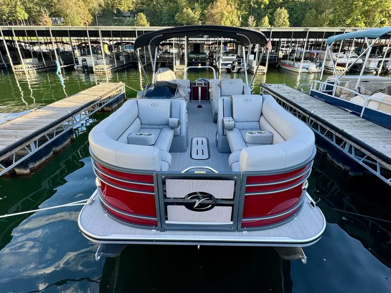 Slide: The Image of Veranda Vertex VTX 22R TritoonFL 2023 - 5844165