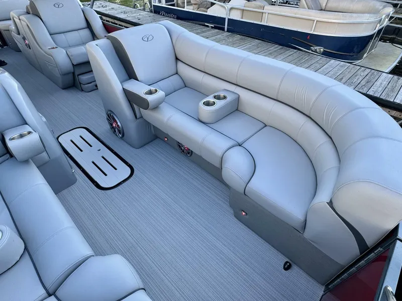 Slide: The Image of Veranda Vertex VTX 22R TritoonFL 2023 - 5844175