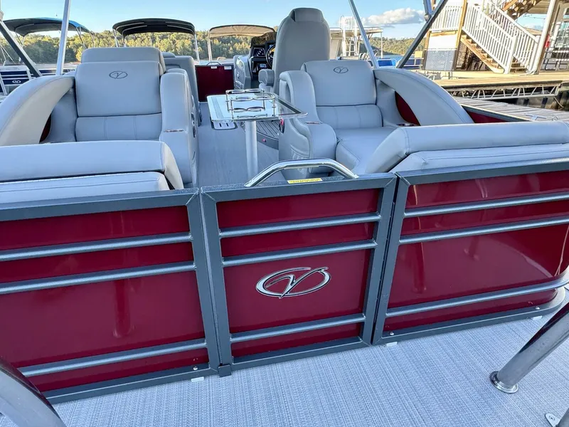 Slide: The Image of Veranda Vertex VTX 22R TritoonFL 2023 - 5844220