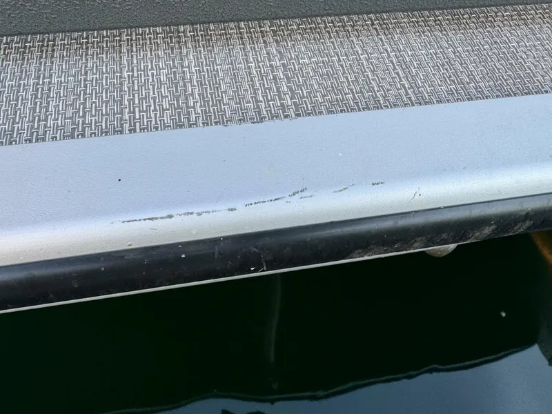 Slide: The Image of Veranda Vertex VTX 22R TritoonFL 2023 - 5844228