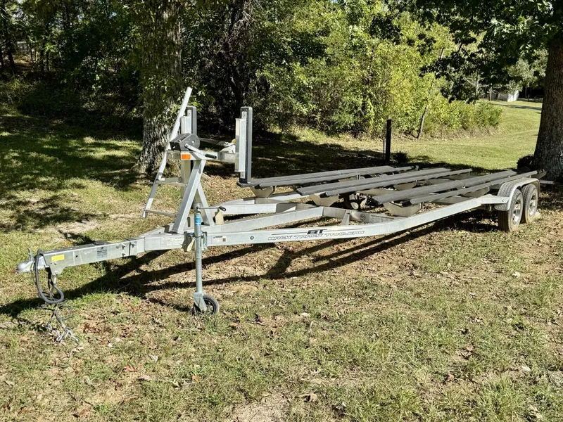 Slide: The Image of Veranda Vertex VTX 22R TritoonFL 2023 - 5844234