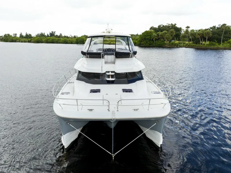 Slide: The Image of Aquila 44 2019 - 5843064