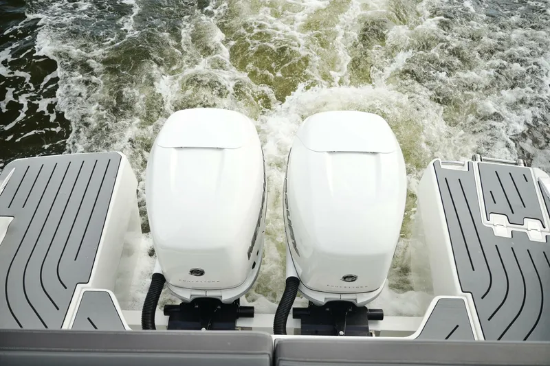 Slide: The Image of Galeon 32 2023 - 5843072