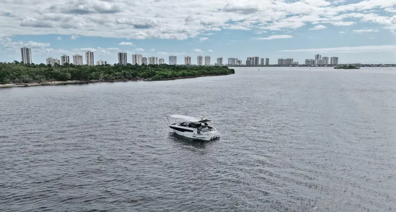 Slide: The Image of Galeon 32 2023 - 5843163