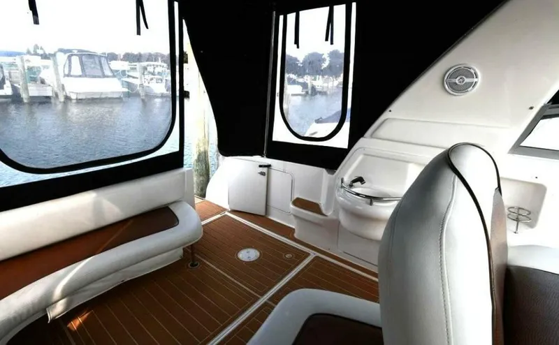 Slide: The Image of Sea Ray 310 Sundancer 2001 - 5844092