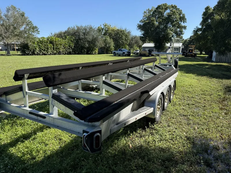 Slide: The Image of TideLine Boats 365 OFFSHORE 2020 - 5843345