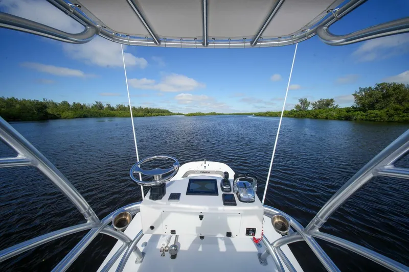 Slide: The Image of TideLine Boats 365 OFFSHORE 2020 - 5843291