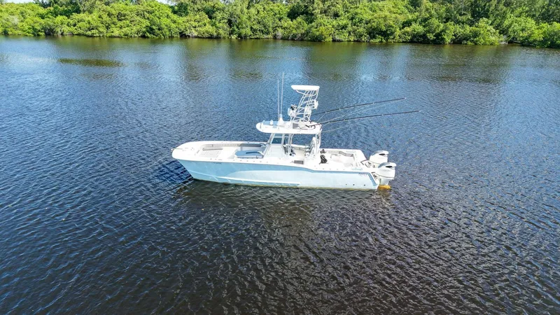 Slide: The Image of TideLine Boats 365 OFFSHORE 2020 - 5843239