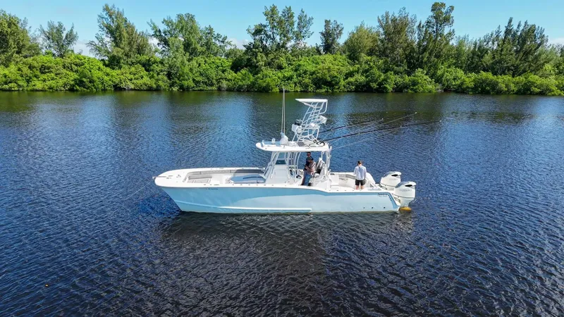 Slide: The Image of TideLine Boats 365 OFFSHORE 2020 - 5843311