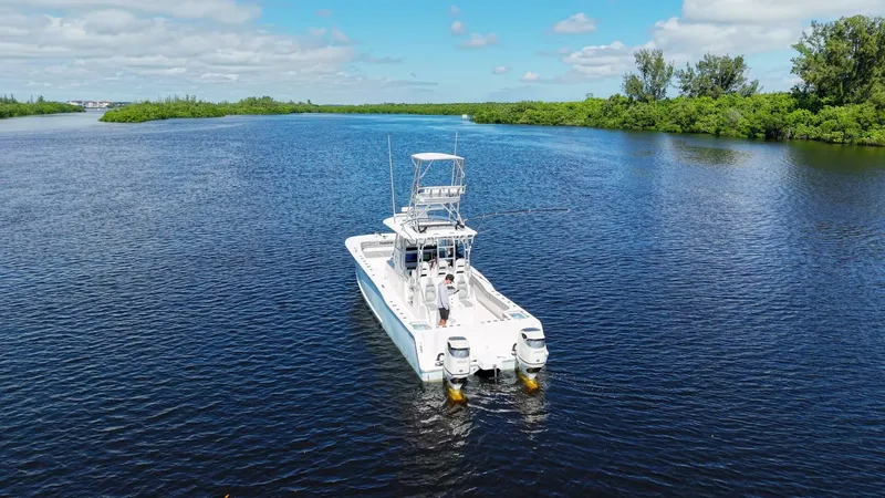 Slide: The Image of TideLine Boats 365 OFFSHORE 2020 - 5843312