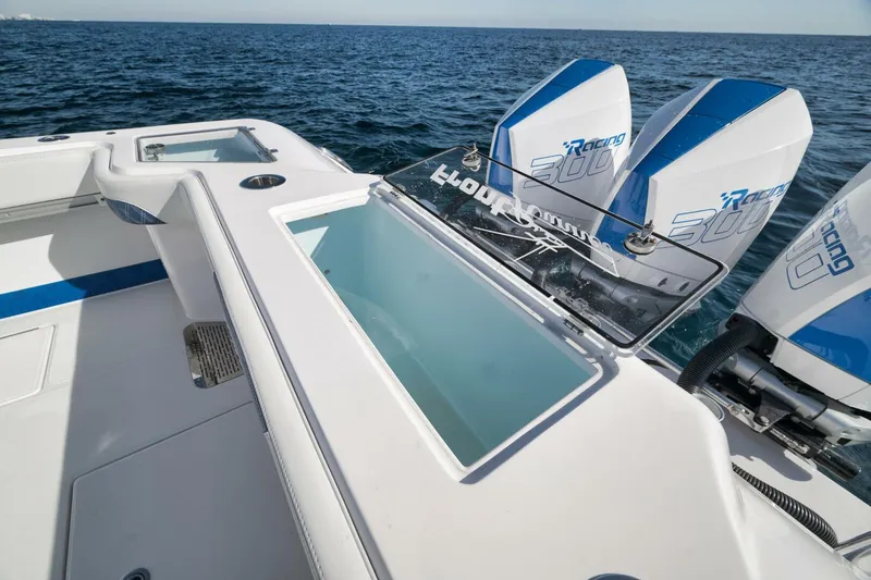 Slide: The Image of Front Runner 36CC 2022 - 5867739