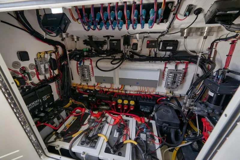 Slide: The Image of Front Runner 36CC 2022 - 5867751