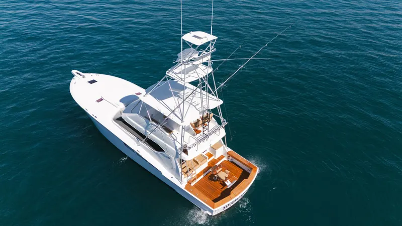 Slide: The Image of 2001 Hatteras 60 Convertible - Sinyorita Salada - 5980537