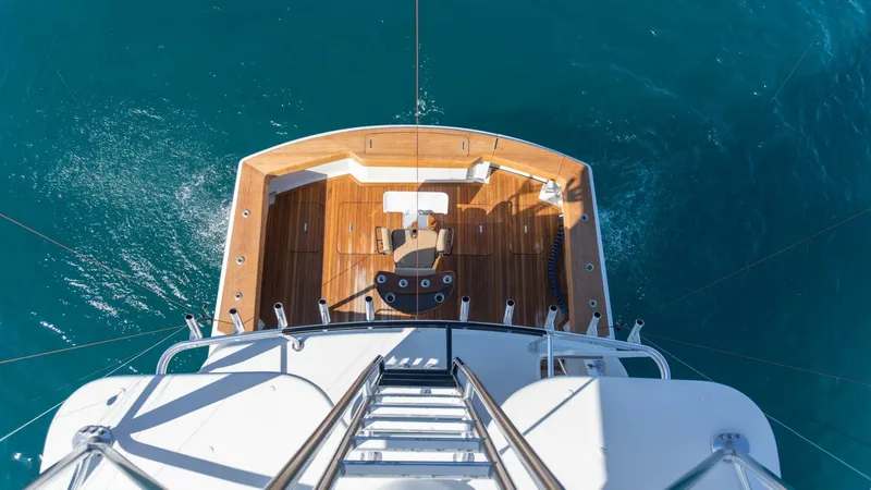 Slide: The Image of 2001 Hatteras 60 Convertible - Sinyorita Salada - 6424861
