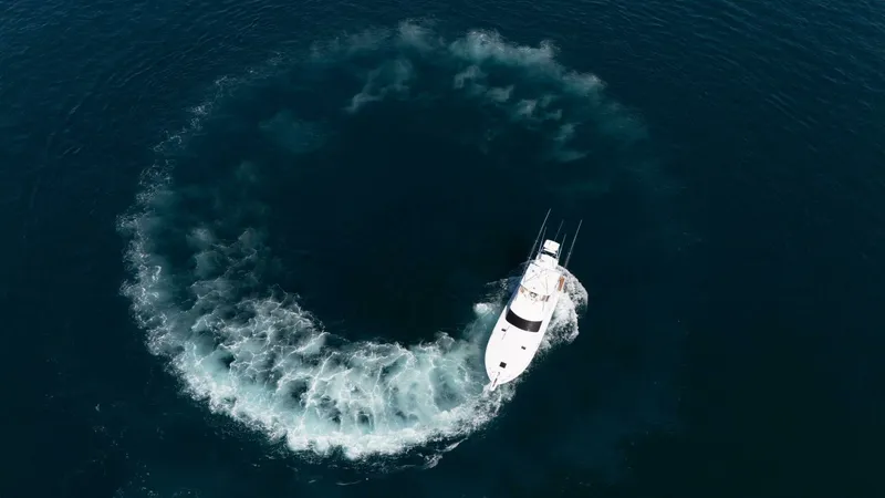 Slide: The Image of 2001 Hatteras 60 Convertible - Sinyorita Salada - 6424890
