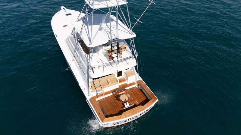 Slide: The Image of 2001 Hatteras 60 Convertible - Sinyorita Salada - 6424880