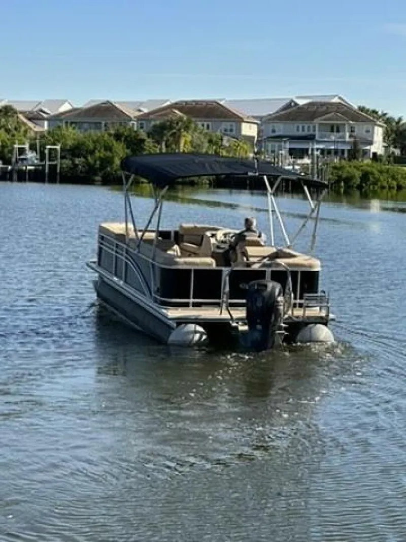 Slide: The Image of Harris 220 Cruiser Tritoon 2017 - 5843888