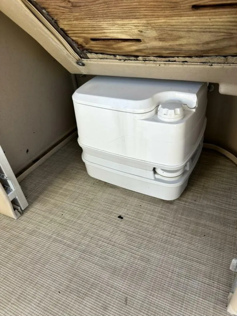 Slide: The Image of Harris 220 Cruiser Tritoon 2017 - 5843918