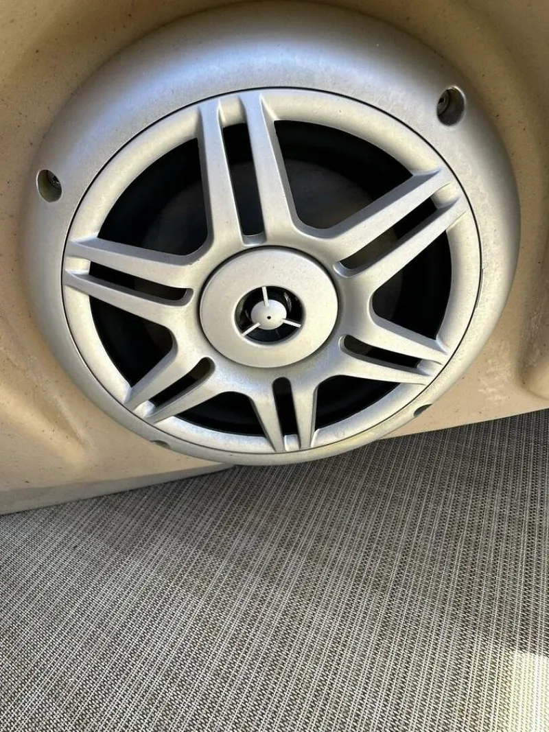 Slide: The Image of Harris 220 Cruiser Tritoon 2017 - 5843919