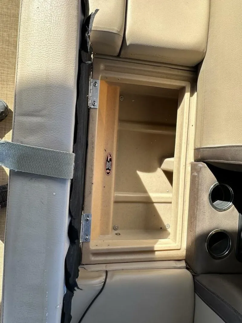 Slide: The Image of Harris 220 Cruiser Tritoon 2017 - 5843915