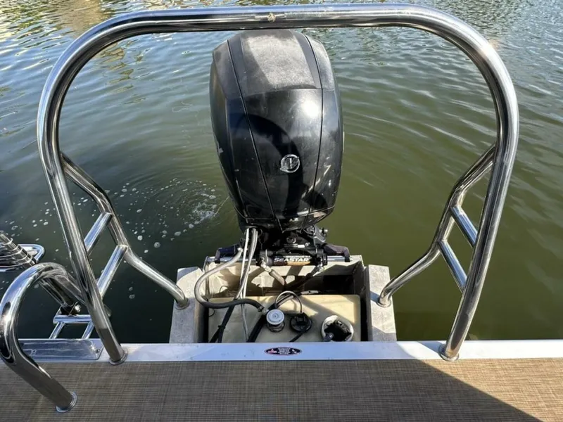 Slide: The Image of Harris 220 Cruiser Tritoon 2017 - 5843920