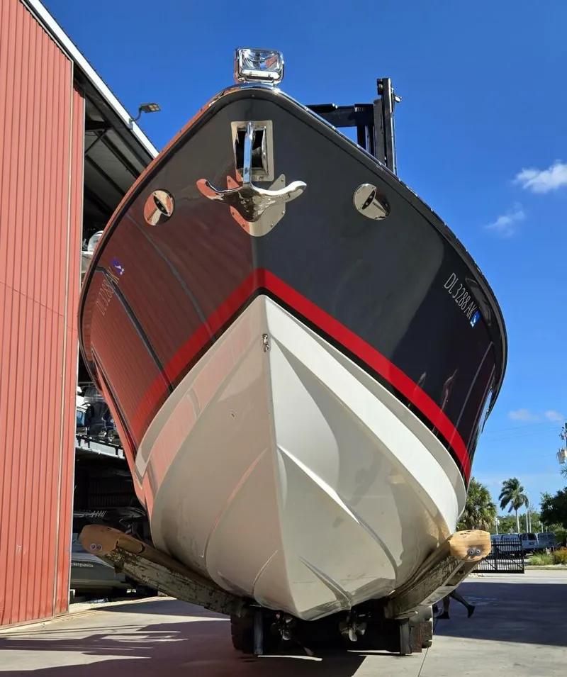 Slide: The Image of Formula 330 Crossover Bowrider 2016 - 5843938