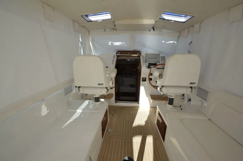 Slide: The Image of MJM 35z 2023 - 5845599