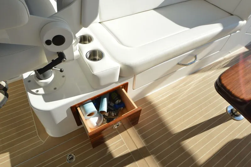 Slide: The Image of MJM 35z 2023 - 5845588