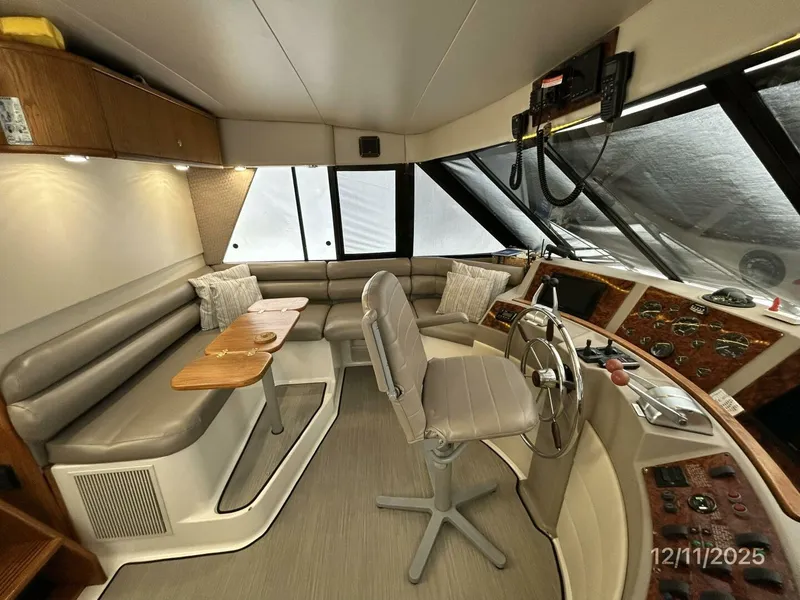 Slide: The Image of 47' Bayliner pilothouse port - 5852248