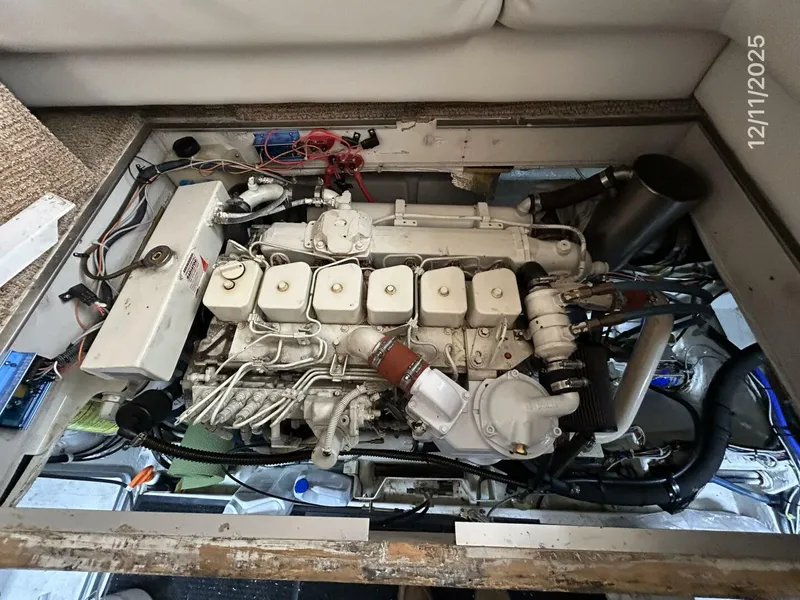 Slide: The Image of 47' Bayliner starboard main engine1 - 5852268