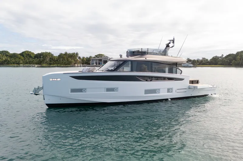 Slide: The Image of Azimut Seadeck 6 2026 - 5899295