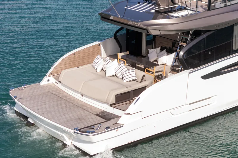 Slide: The Image of Azimut Seadeck 6 2026 - 5899288