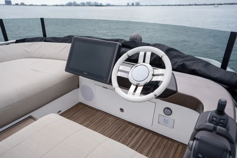 Slide: The Image of Azimut Seadeck 6 2026 - 5899317