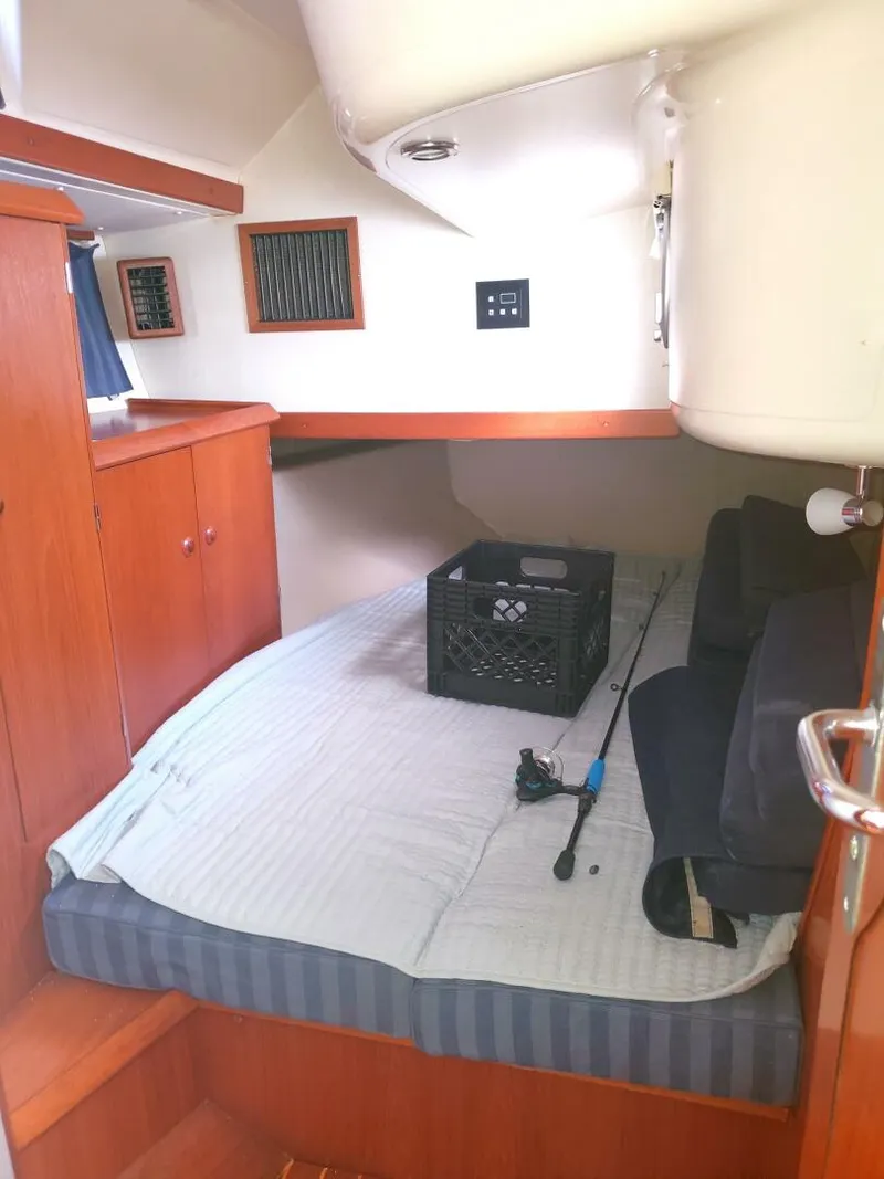 Slide: The Image of Jeanneau Sun Odyssey 2000 - 5844385