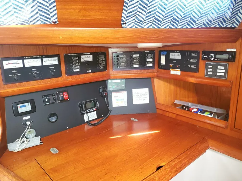 Slide: The Image of Jeanneau Sun Odyssey 2000 - 5844375