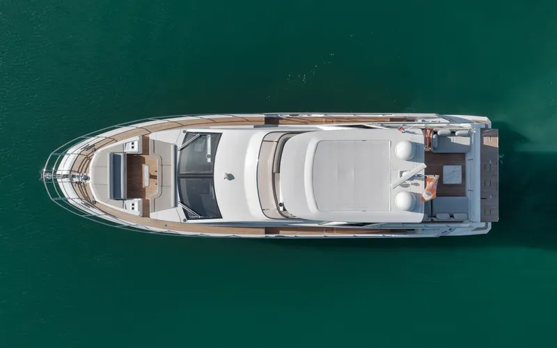 Slide: The Image of Azimut FLYBRIDGE 2022 - 5844476