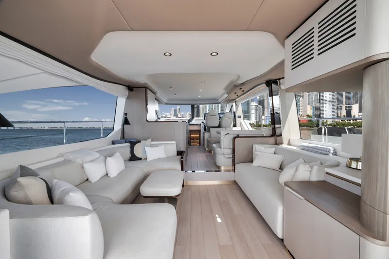 Slide: The Image of Azimut FLYBRIDGE 2022 - 5844497