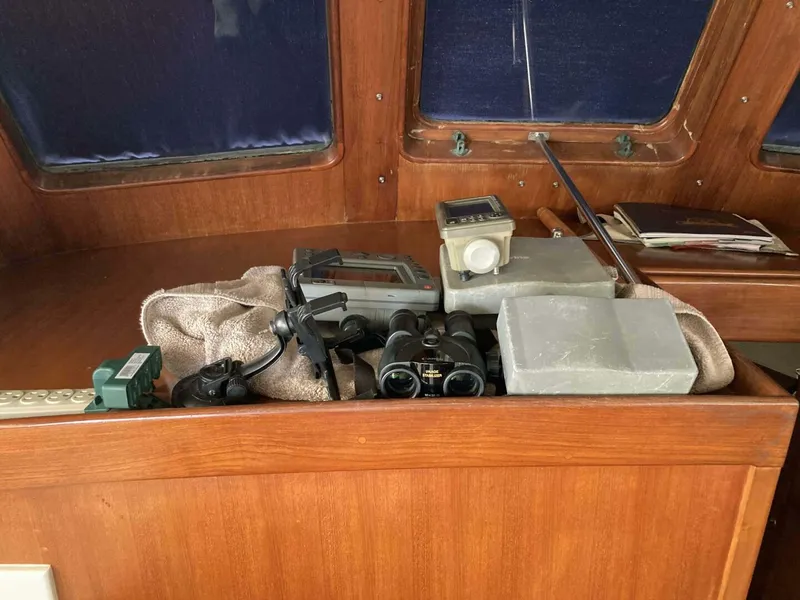 Slide: The Image of Albin Double Cabin 1981 - 5845281