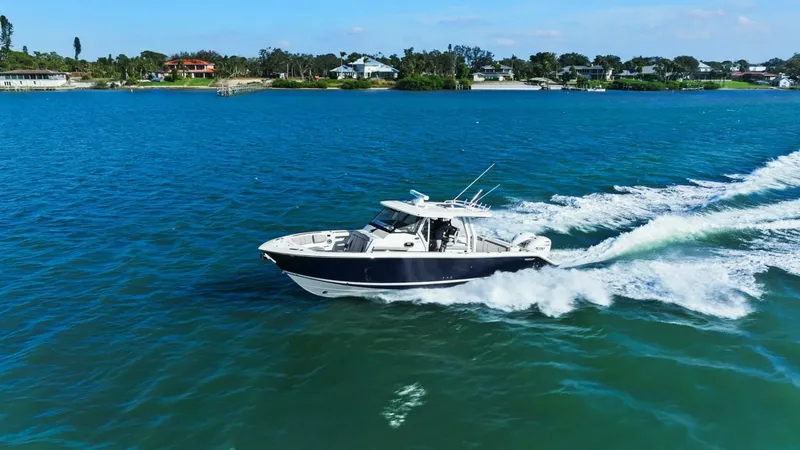 Slide: The Image of 2024 Pursuit S 358 Sport - Profile  - 5848480