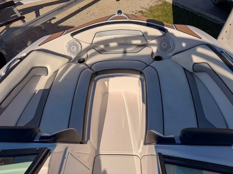 Slide: The Image of Yamaha AR195 2017 - 5888196