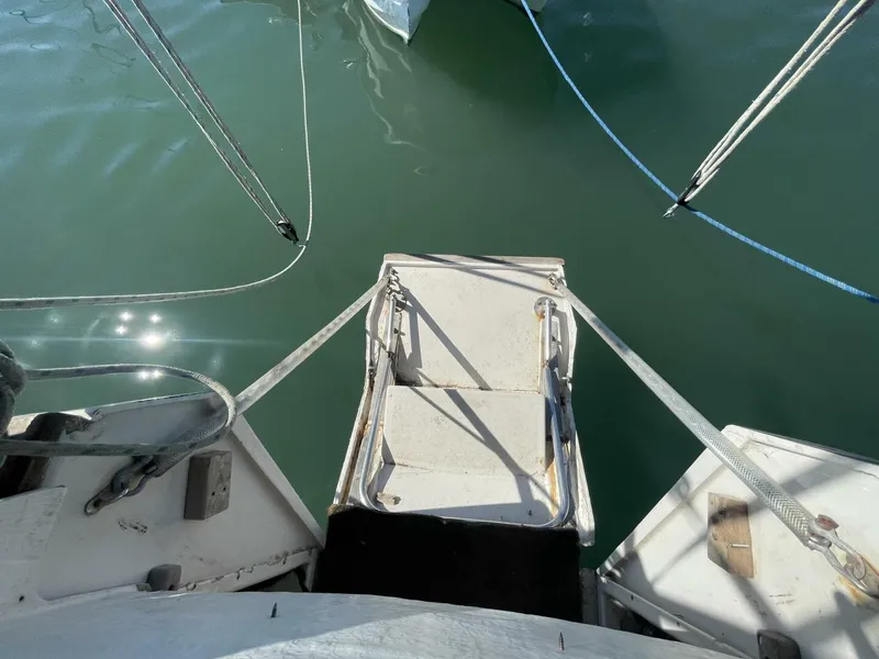 Slide: The Image of Gozzard 36 1987 - 5846848