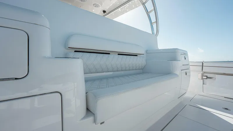 Slide: The Image of 2024 Valhalla V-55 - 5846045